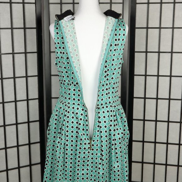 Closet London Fit & Flare Sleeveless Aqua & Black Checkered Dress with Pockets - Picture 5 of 10